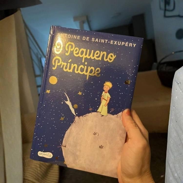 O pequeno príncipe – edição de luxo com capa dura almofadada e aquarelas originais do autor